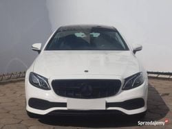 Biały Używany 2017 Mercedes E200 Coupe | 109 999 zł (Dość drogi)
