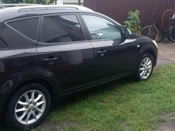 Czarny Używany 2008 Kia Ceed Kombi | 5200 zł