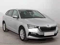 Szary Używany 2020 Skoda Scala Hatchback | 54 999 zł (Uczciwa cena)