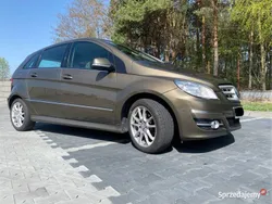 Mercedes B180