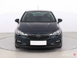 Zielony Używany 2015 Opel Astra Hatchback | 36 999 zł (Dość drogi)