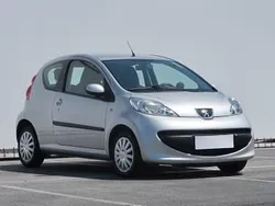 Srebrny Używany 2008 Peugeot 107 Hatchback | 5999 zł (Uczciwa cena)