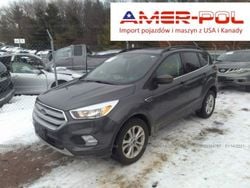 Szary Używany 2018 Ford Escape SUV | 62 000 zł