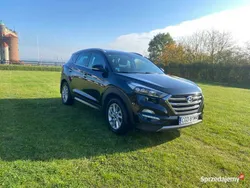 Czarny Używany 2015 Hyundai Tucson SUV | 62 900 zł (Drogi)