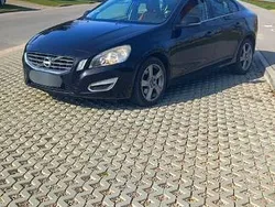 Czarny Używany 2010 Volvo S60 Sedan/Limuzyna | 28 000 zł (Uczciwa cena)