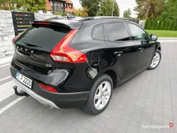 Czarny Używany 2018 Volvo V40 Kombi | 63 800 zł (Drogi)