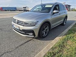 Złoty Używany 2018 VW Tiguan R-line SUV | 94 000 zł (Uczciwa cena)