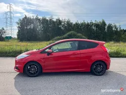 Czerwony Używany 2014 Ford Fiesta Hatchback | 37 500 zł (Drogi)