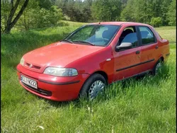 Używany 2004 Fiat Albea Sedan/Limuzyna | 2700 zł