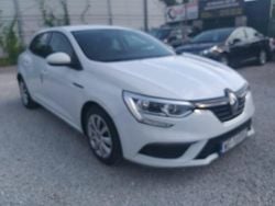 Biały Używany 2019 Renault Mégane IV Hatchback | 33 900 zł (Super Cena)