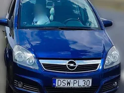 Niebieski Używany 2007 Opel Zafira Minivan | 14 000 zł (Uczciwa cena)