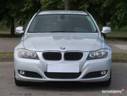 Srebrny Używany 2009 BMW 318 Kombi | 19 999 zł (Uczciwa cena)