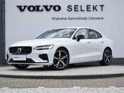 Biały Używany 2024 Volvo S60 Sedan/Limuzyna | 158 900 zł (Uczciwa cena)