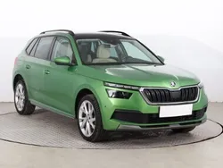 Zielony Używany 2019 Skoda Kamiq SUV | 64 999 zł