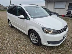 Biały Używany 2011 VW Touran Minivan | 19 900 zł (Dobra cena)