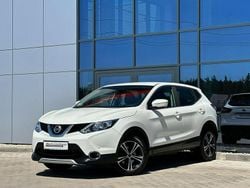 Biały Używany 2014 Nissan Qashqai SUV | 38 799 zł (Uczciwa cena)