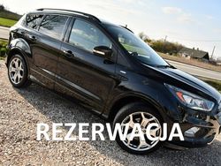 Czarny (metalik, perła) Używany 2017 Ford Kuga SUV | 49 999 zł (Uczciwa cena)