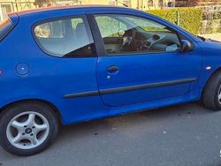 Złoty Używany 2005 Peugeot 206 Hatchback | 1950 zł (Uczciwa cena)