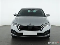 Srebrny Używany 2021 Skoda Octavia Hatchback | 62 999 zł (Uczciwa cena)