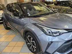 Szary (metalik, perła) Używany 2020 Toyota C-HR SUV | 99 900 zł (Dobra cena)