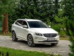 Biały Używany 2016 Volvo XC60 SUV | 59 777 zł (Dobra cena)