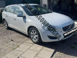 Biały Używany 2011 Volvo V60 Kombi | 24 600 zł (Uczciwa cena)