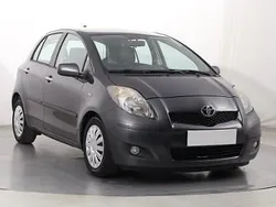 Szary Używany 2010 Toyota Yaris Hatchback | 17 999 zł (Dobra cena)