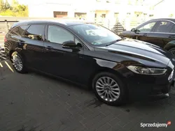 Czarny Używany 2015 Ford Mondeo Kombi | 35 900 zł (Uczciwa cena)