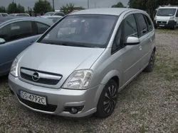 Srebrny Używany 2008 Opel Meriva Minivan | 7900 zł