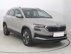 Szary Używany 2023 Skoda Karoq SUV | 117 999 zł (Uczciwa cena)