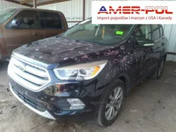 Czarny Używany 2017 Ford Escape SUV | 64 000 zł