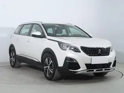 Biały Używany 2020 Peugeot 5008 Minivan | 87 999 zł (Uczciwa cena)