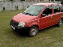 Czerwony Używany 2004 Fiat Panda Hatchback | 1700 zł