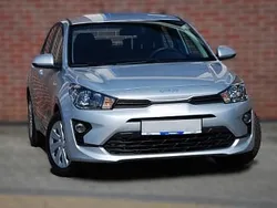 Srebrny Używany 2022 Kia Rio Hatchback | 52 900 zł (Uczciwa cena)