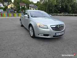 Srebrny Używany 2009 Opel Insignia Sedan/Limuzyna | 14 800 zł (Dobra cena)