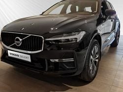 Czarny (metalik) Używany 2022 Volvo XC60 Momentum SUV | 175 000 zł (Dość drogi)