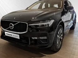 Czarny (metalik) Używany 2022 Volvo XC60 Momentum SUV | 175 000 zł (Uczciwa cena)
