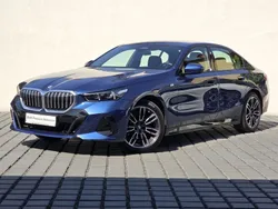 Niebieski phytonic metalizowany Używany 2024 BMW 520 Shadowline Sedan/Limuzyna | 242 900 zł (Super Cena)