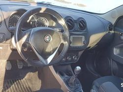 Czerwony Używany 2015 Alfa Romeo MiTo Hatchback | 10 500 zł