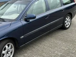 Niebieski Używany 2003 Volvo V70 Kombi | 5999 zł (Uczciwa cena)