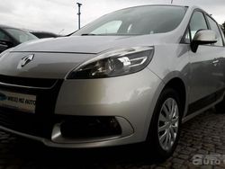 Srebrny metalik Używany 2013 Renault Scénic III Minivan | 34 900 zł