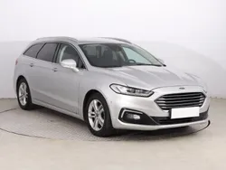 Srebrny Używany 2019 Ford Mondeo Kombi | 61 999 zł (Uczciwa cena)
