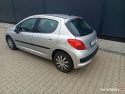 Srebrny Używany 2008 Peugeot 207 Hatchback | 10 000 zł (Uczciwa cena)