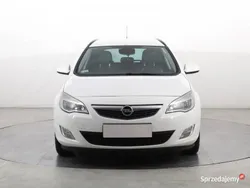 Biały Używany 2012 Opel Astra Kombi | 11 999 zł (Super Cena)