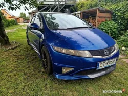 Niebieski Używany 2007 Honda Civic Type S Hatchback | 12 999 zł (Uczciwa cena)