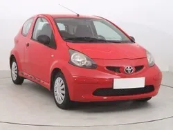 Czerwony Używany 2006 Toyota Aygo Hatchback | 5999 zł (Uczciwa cena)