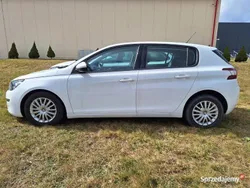 Biały Używany 2017 Peugeot 308 Hatchback | 23 500 zł