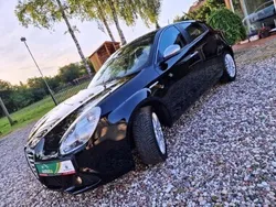 Czarny Używany 2011 Alfa Romeo Giulietta Hatchback | 22 900 zł (Uczciwa cena)