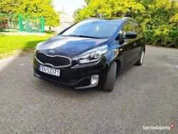 Czarny Używany 2015 Kia Carens 2 Minivan | 41 000 zł (Uczciwa cena)