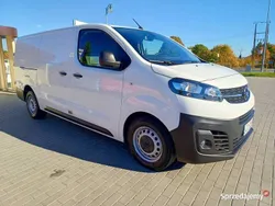 Biały Używany 2021 Opel Vivaro Van | 69 900 zł (Uczciwa cena)